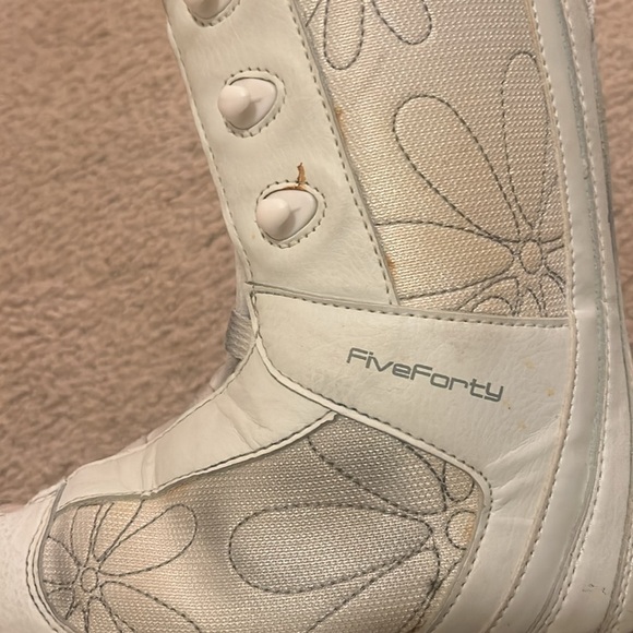 Women’s Five Forty Size 5 Snowboarding Boots - Picture 9 of 14